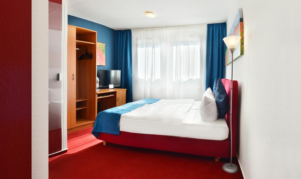 Centra Hotel